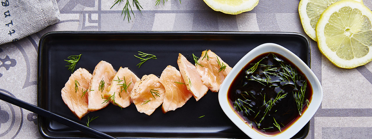 Tataki salmon fillet